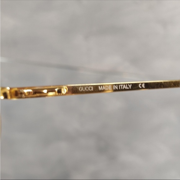 Vintage Gucci Gold Sunglasses - Picture 5 of 5